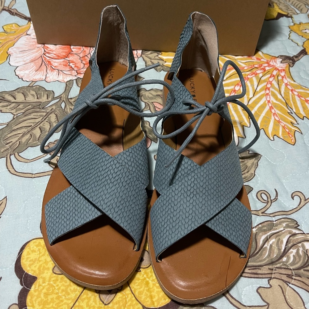 Lucky Penelope Sandals